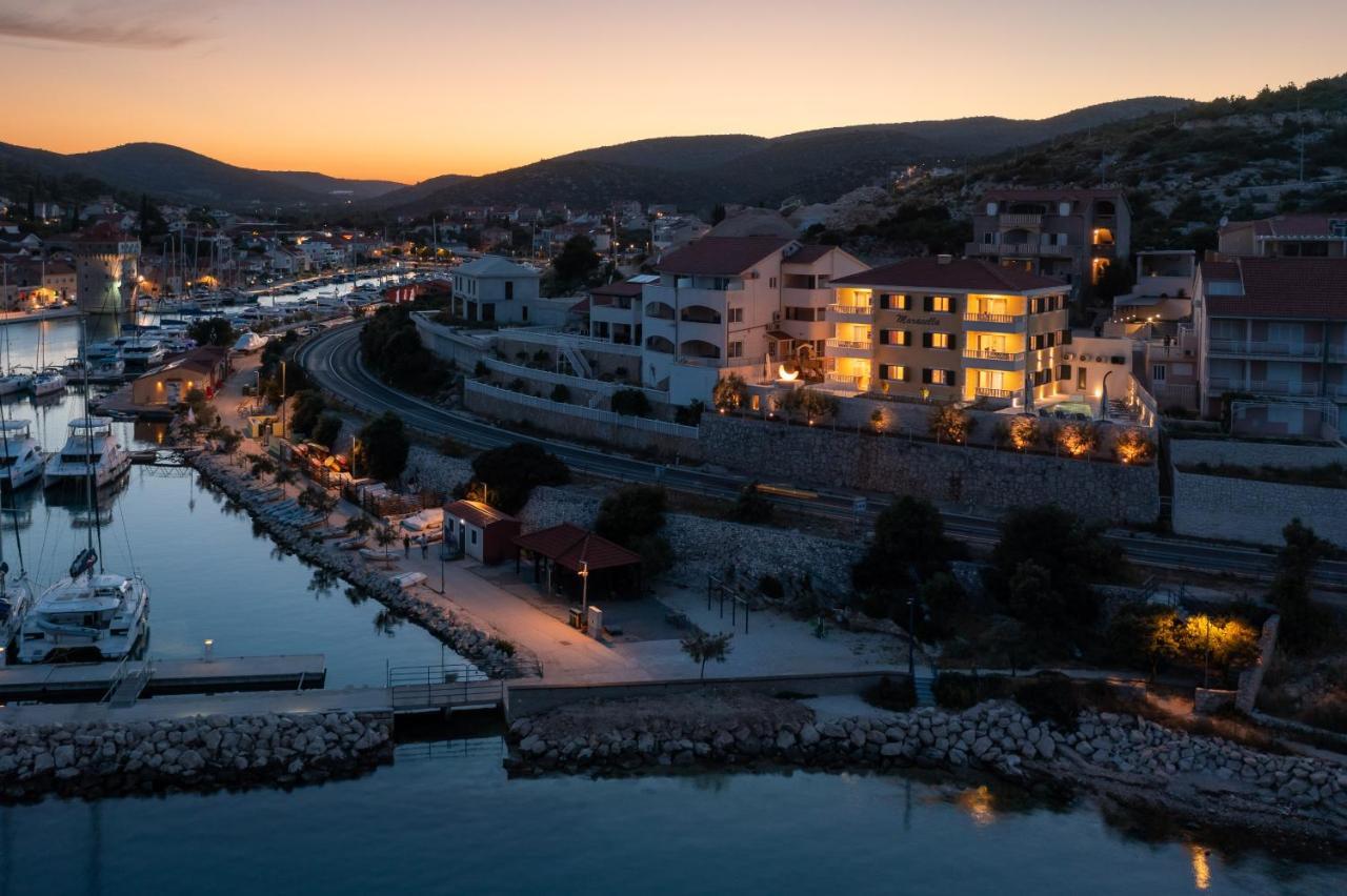 Apartments Villa Maracella Marina Exteriör bild